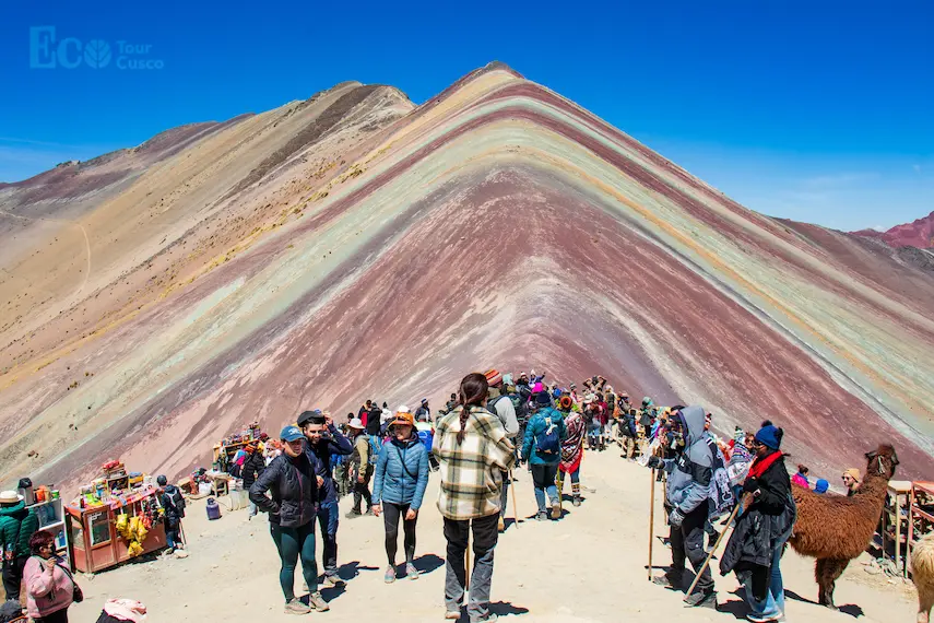 view rainbow mountain