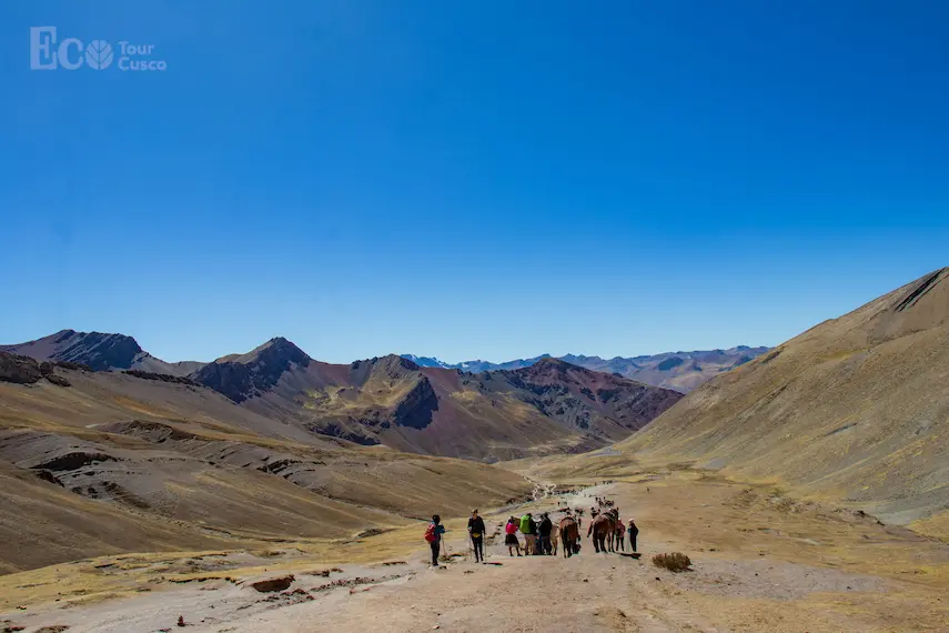 rainbow mountain hike