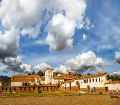 Archaeological-complex-of-Chinchero.webp