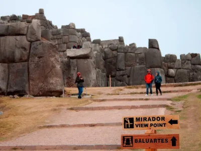 sacsayhuaman-city-tour-cusco.webp