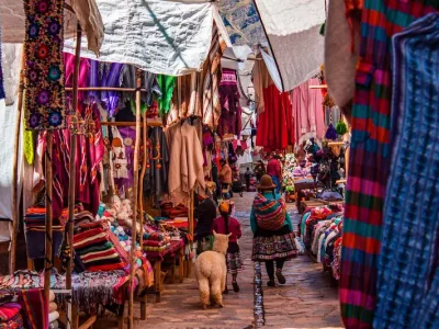 streets-of-ollantaytambo.webp