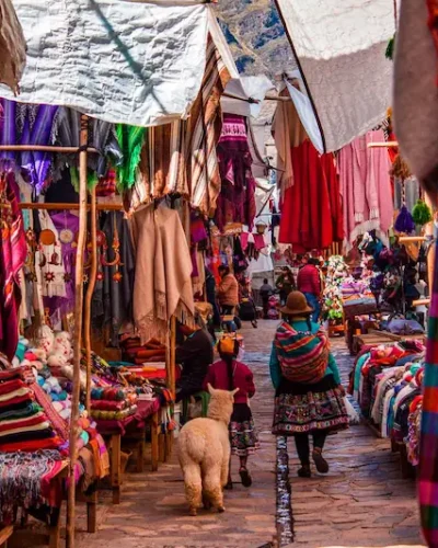 streets-of-ollantaytambo.webp