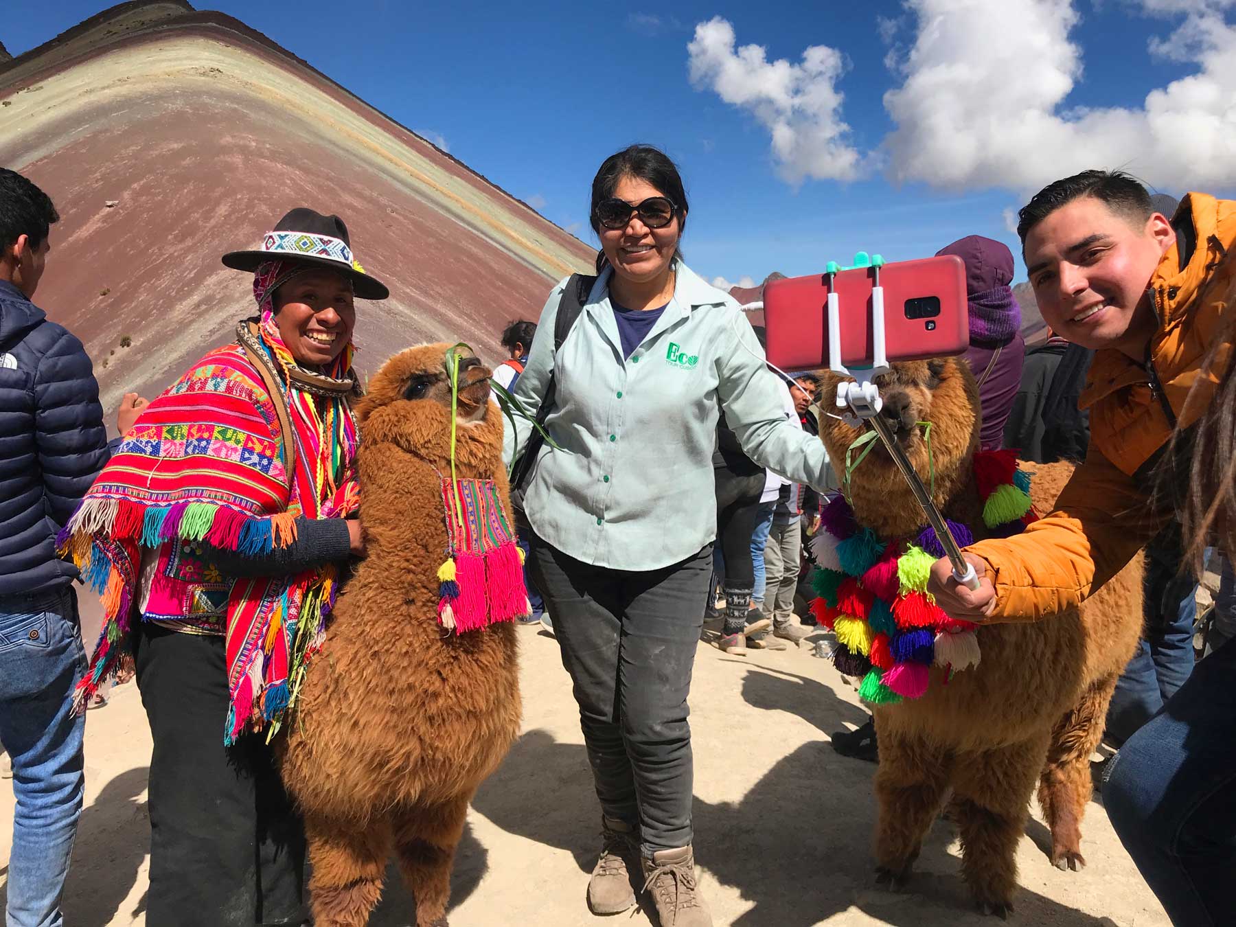 Passengers of Eco Tour Cusco in Rainbow Mountain Full Day Tour